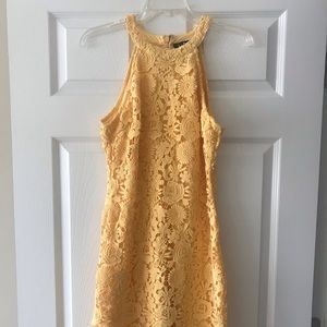 Yellow lace Lulu’s dress